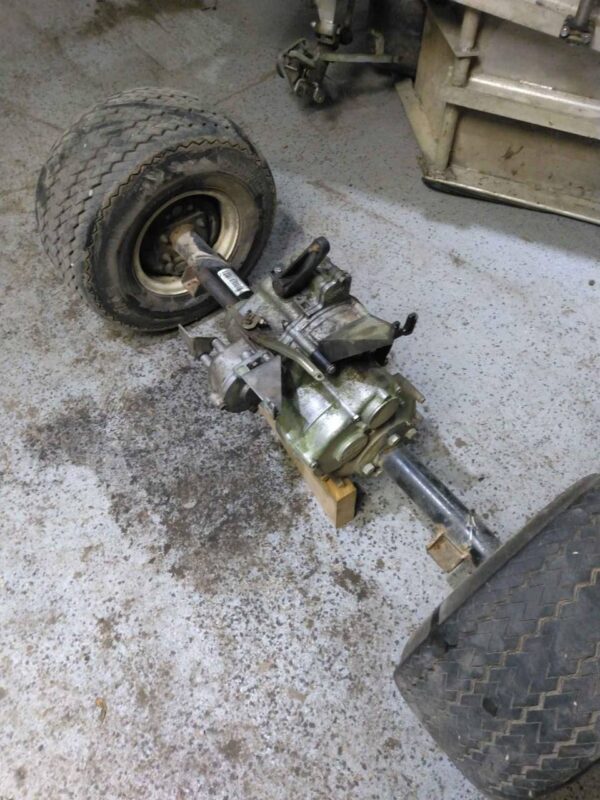 CLUB CAR DS GAS REAR END - Image 2